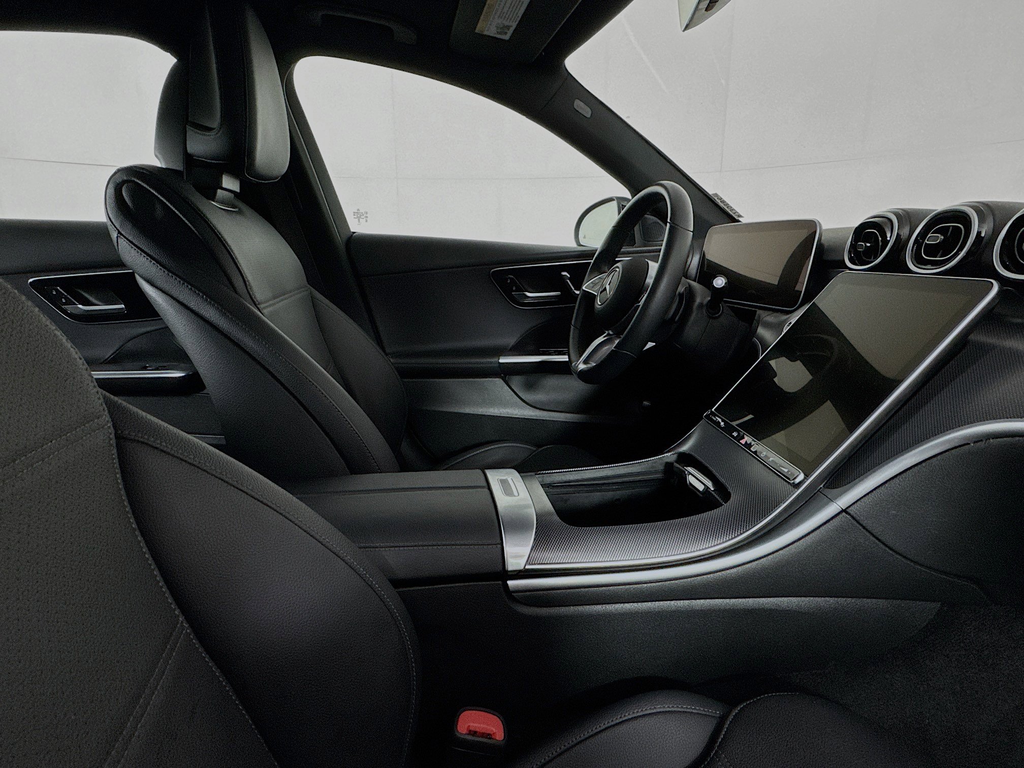 Used 2024 Mercedes-Benz C 300 Sedan image 27