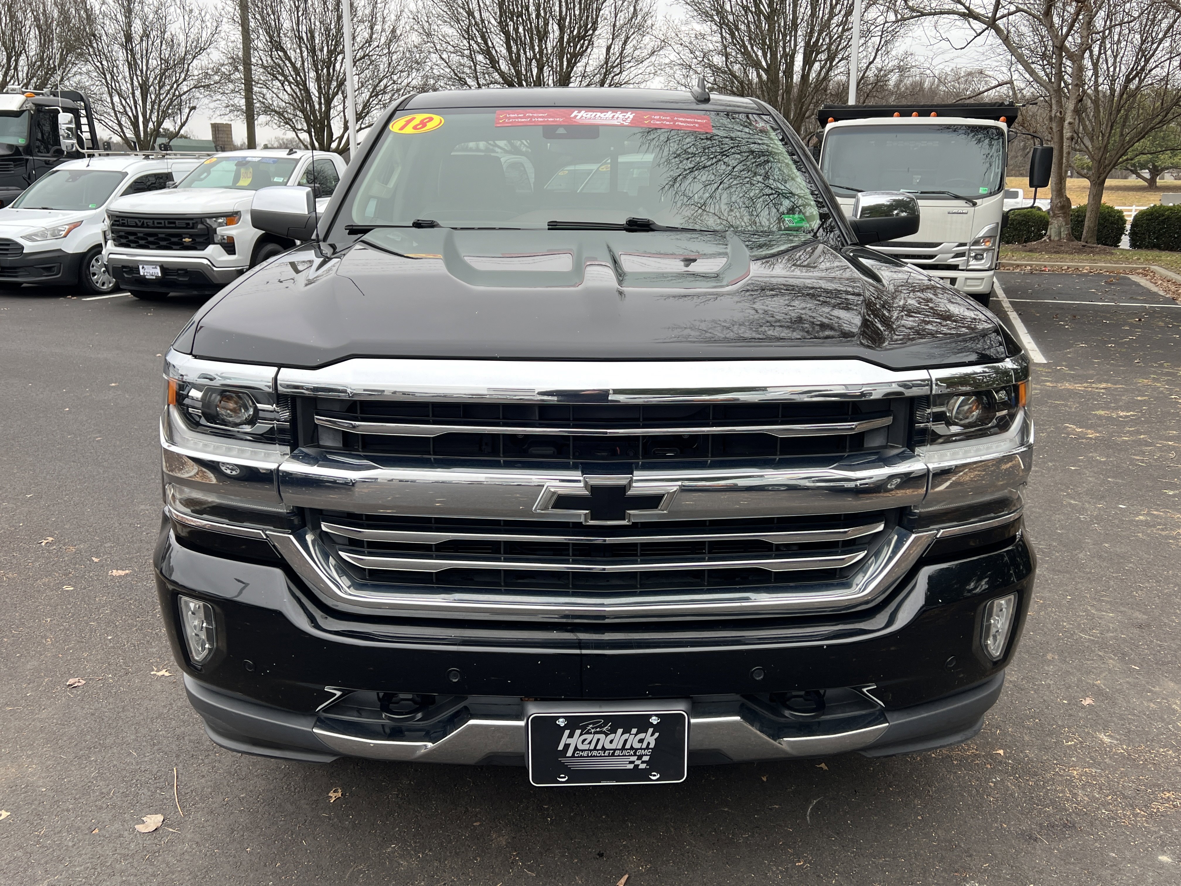 Used 2018 Chevrolet Silverado 1500 High Country image 3