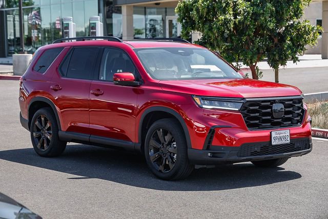 Used 2025 Honda Pilot Elite image 6