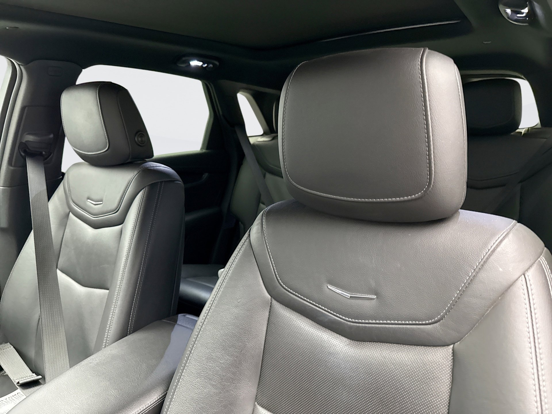 Used 2020 Cadillac XT5 Premium Luxury AWD/4WD image 10