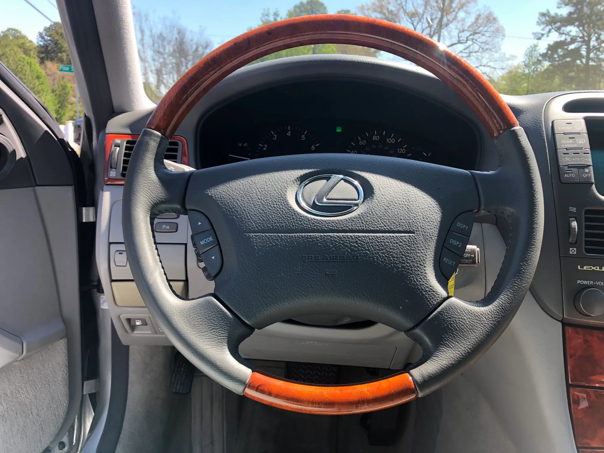 Used 2004 Lexus LS 430 image 30