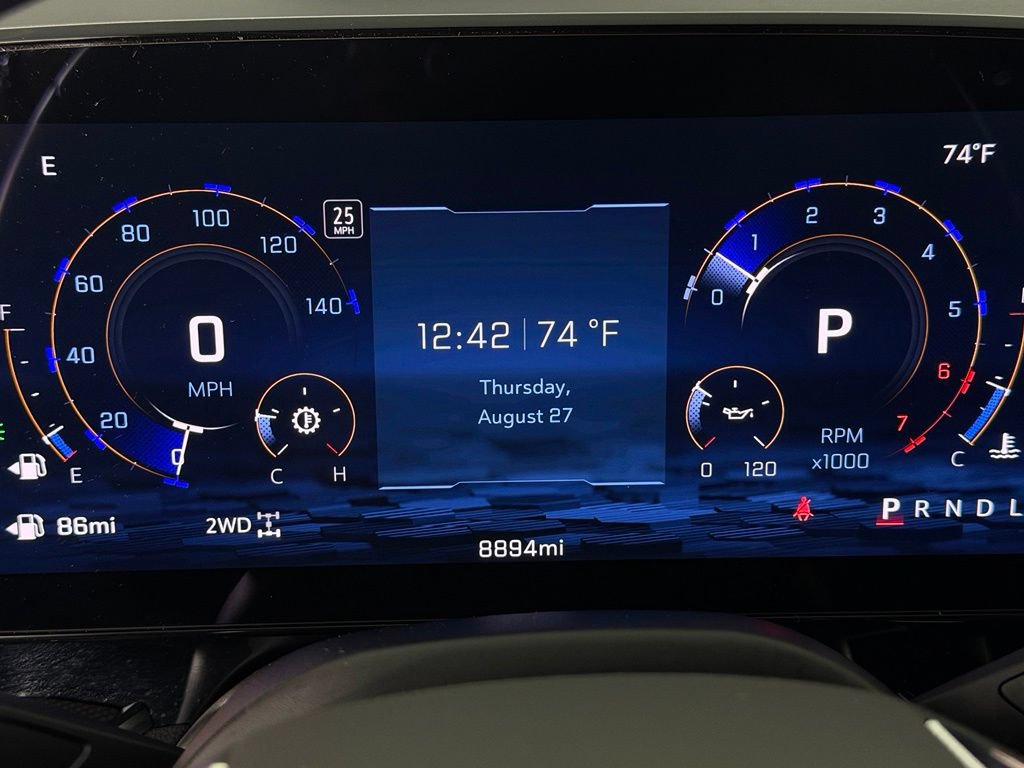 Used 2026 Chevrolet Suburban RST AWD/4WD image 16