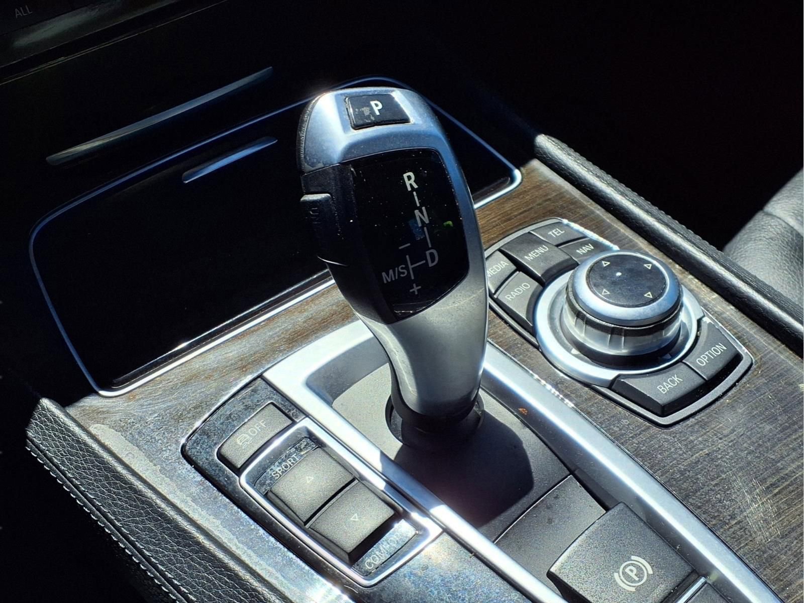 Used 2013 BMW 740i RWD image 20