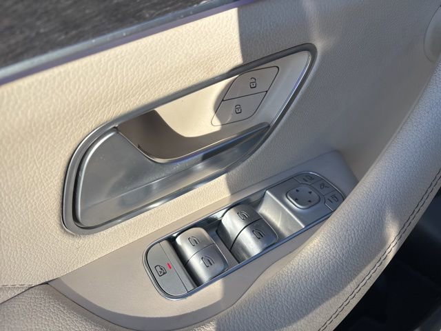 Used 2020 Mercedes-Benz GLE 350 4MATIC image 41