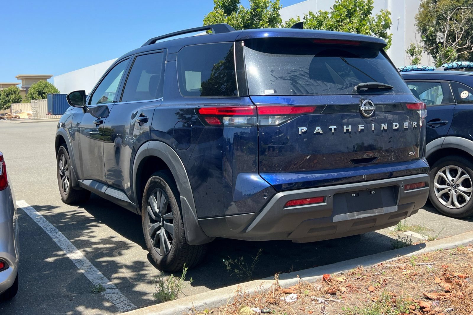 Certified 2024 Nissan Pathfinder SV FWD image 7