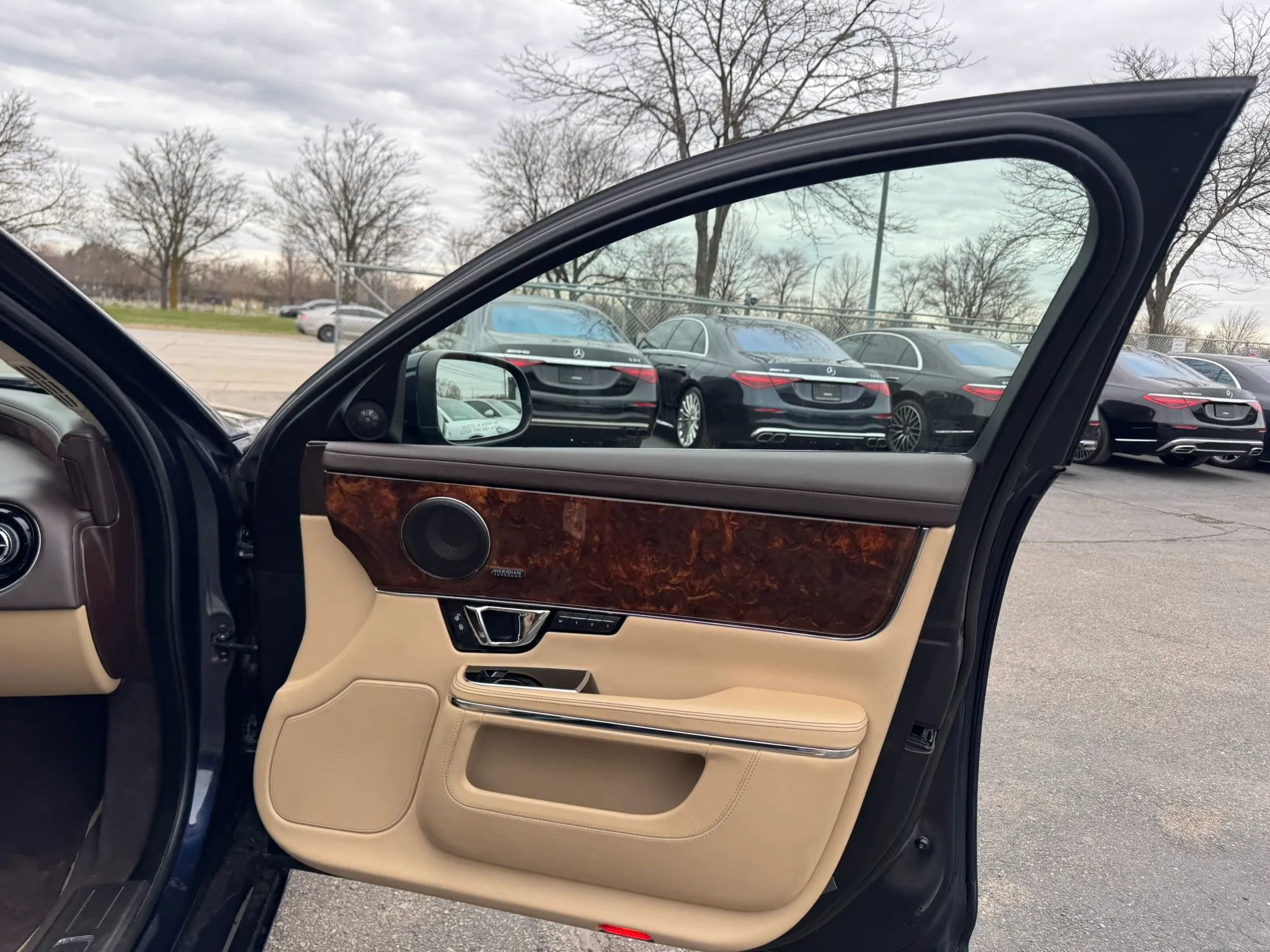 Used 2019 Jaguar XJ L Portfolio image 25