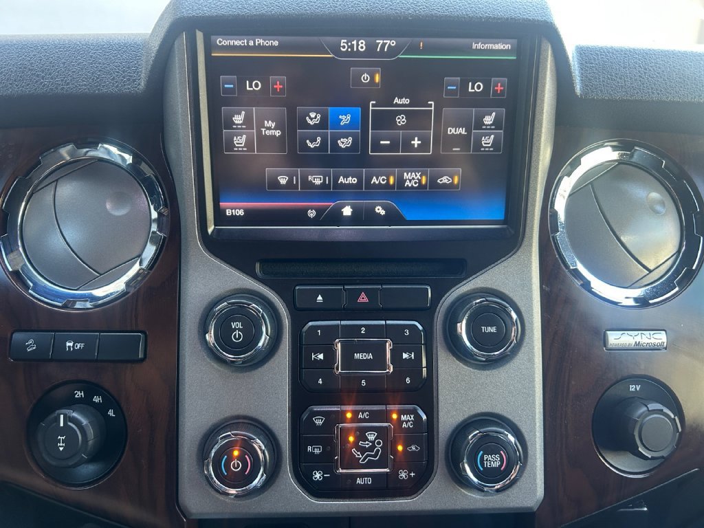 Used 2014 Ford F250 Lariat w/ Lariat Interior Package AWD/4WD image 4