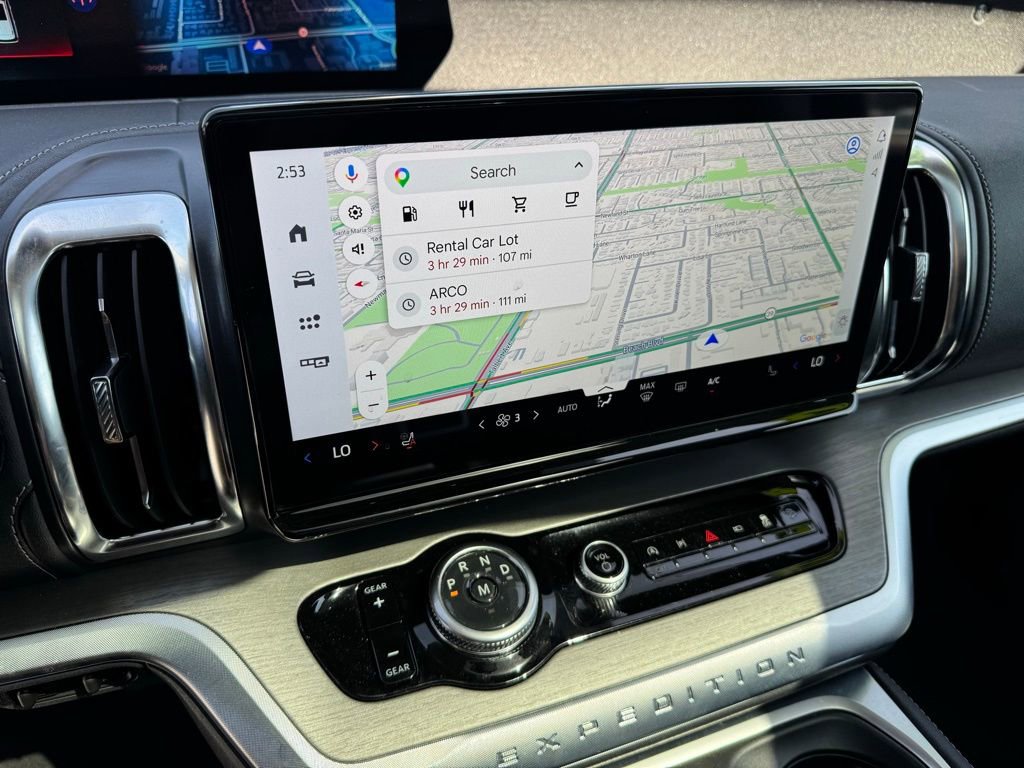 Used 2025 Ford Expedition Platinum AWD/4WD image 25