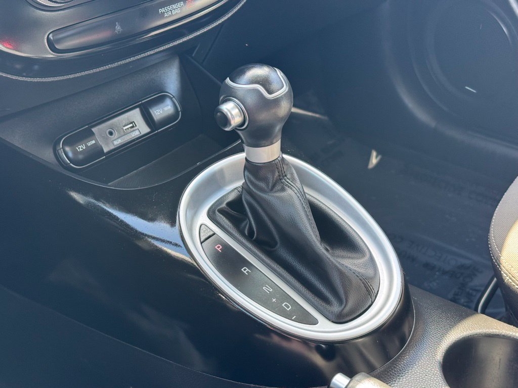 Used 2019 Kia Soul FWD image 16