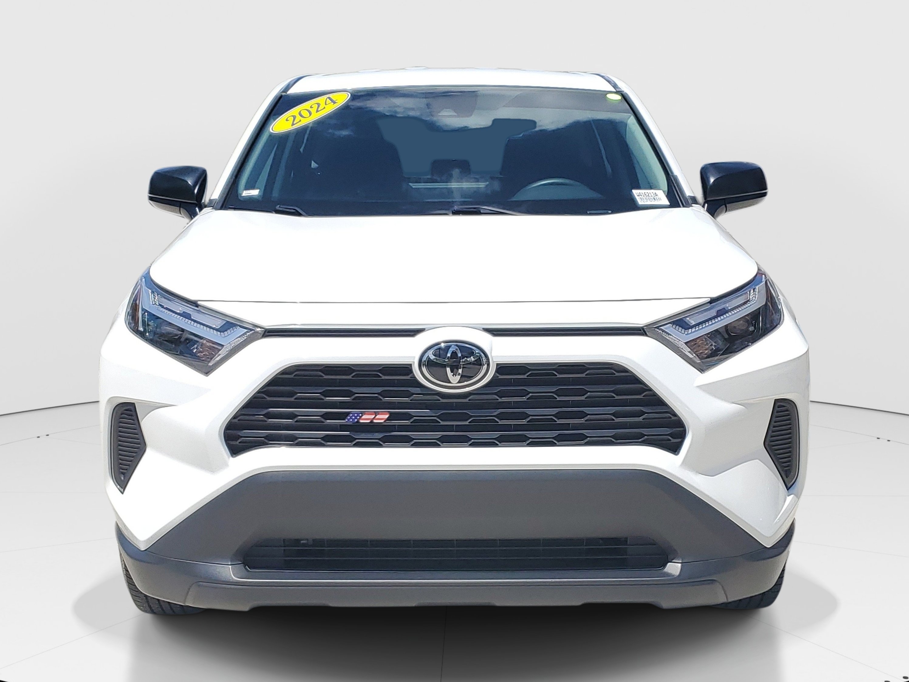 Used 2024 Toyota RAV4 LE FWD image 2