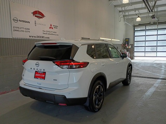 New 2026 Nissan Rogue SV image 3