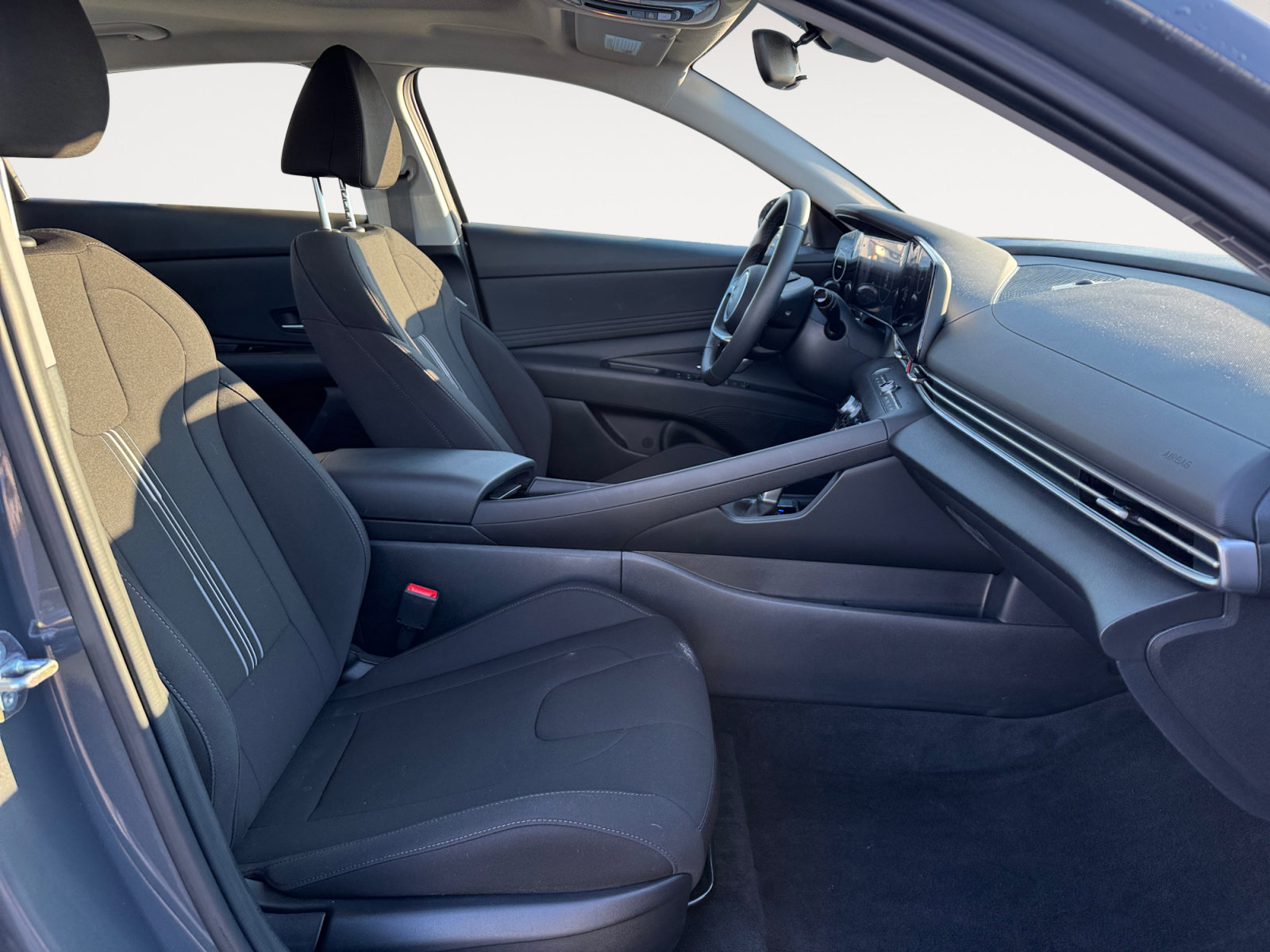 New 2025 Hyundai Elantra SEL image 15