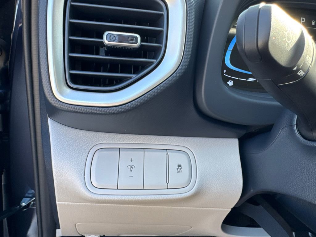 New 2026 Hyundai Venue SEL image 20