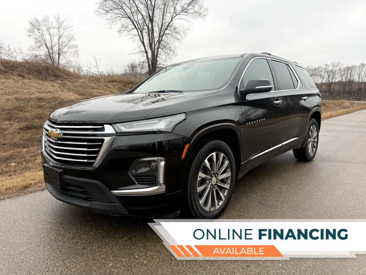 Used 2023 Chevrolet Traverse Premier image 1