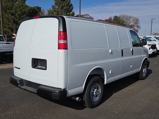 New 2025 Chevrolet Express 2500 w/ Driver Convenience Package RWD image 4