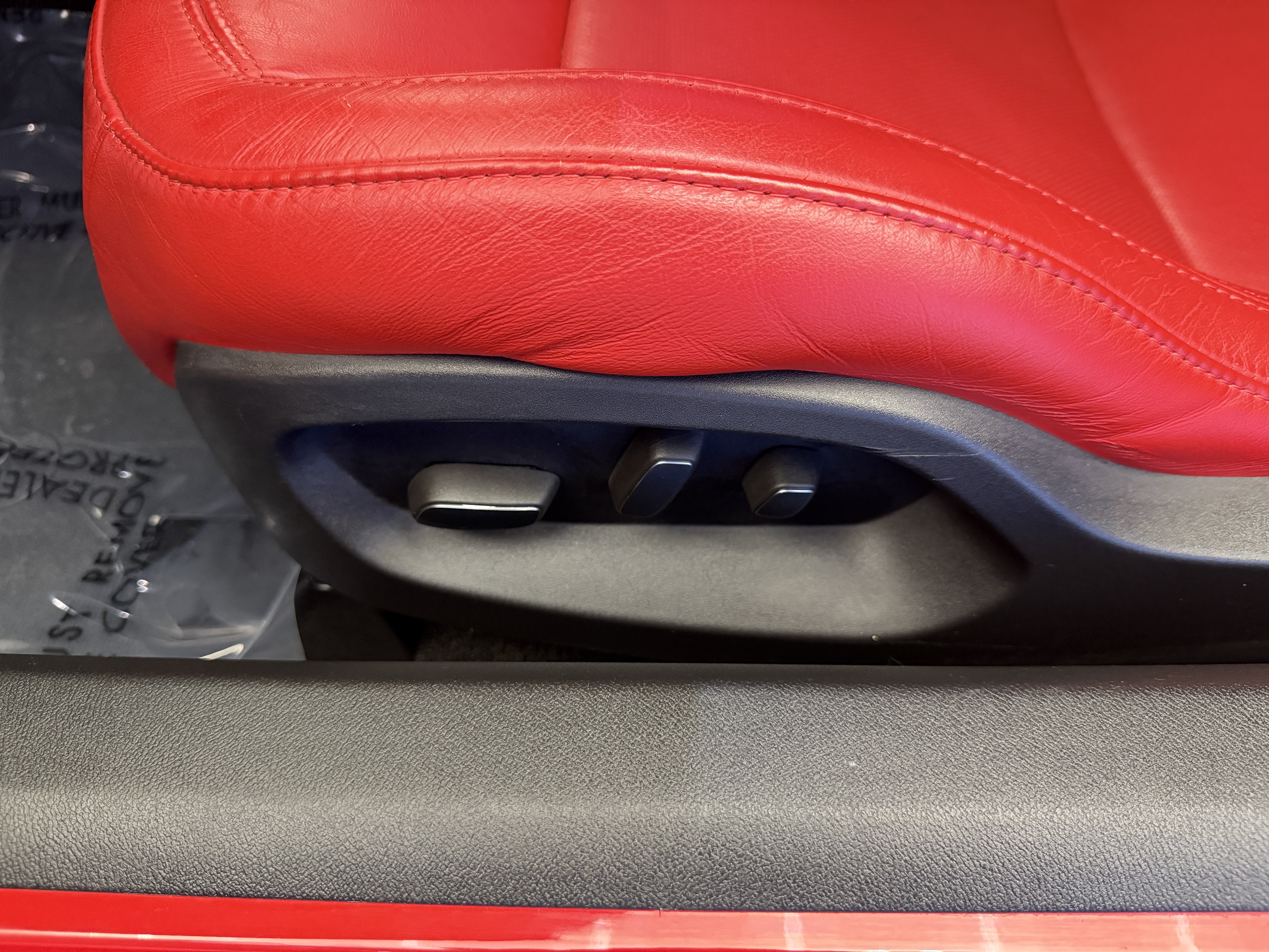 Used 2014 Chevrolet Corvette Stingray Convertible w/ 3LT Preferred Equipment Group RWD image 13