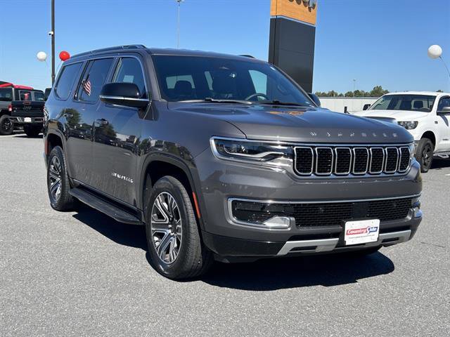 Used 2024 Jeep Wagoneer Series II image 3