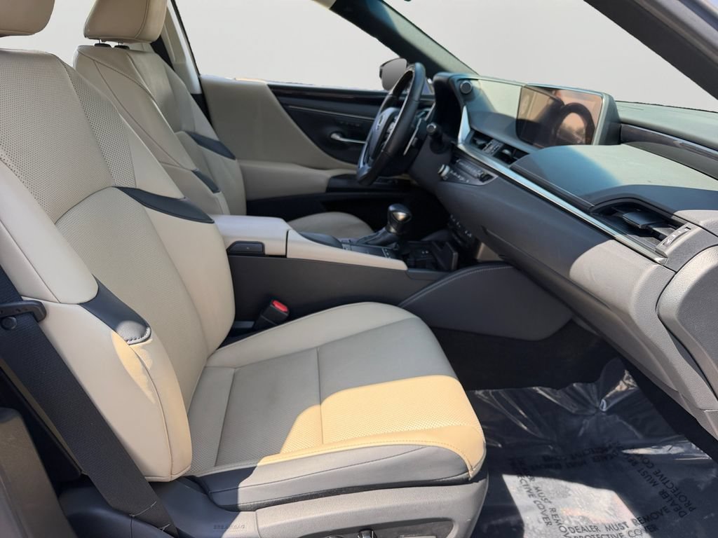 Used 2021 Lexus ES 250 w/ Premium Package AWD/4WD image 8