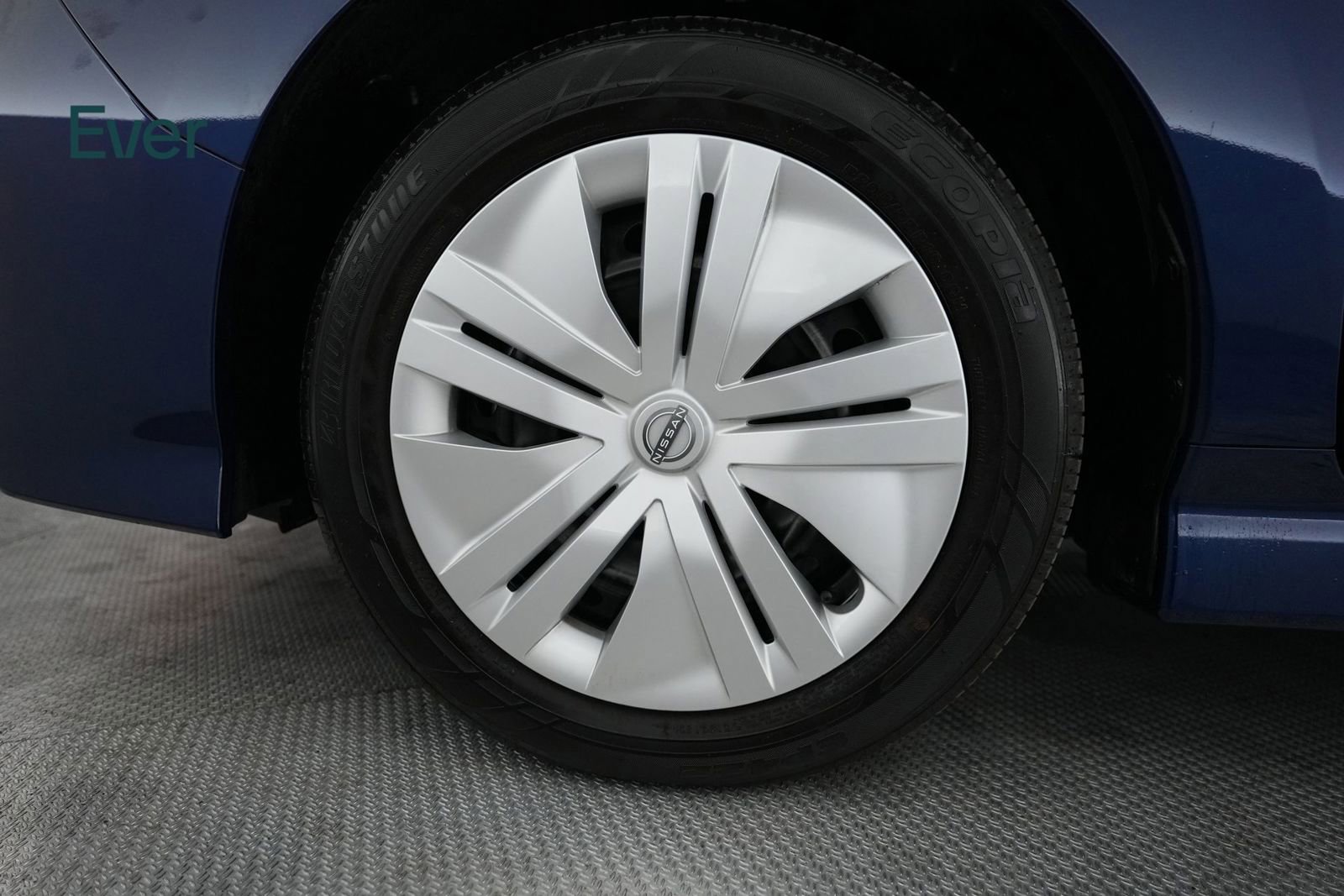 Used 2025 Nissan Leaf S FWD image 19