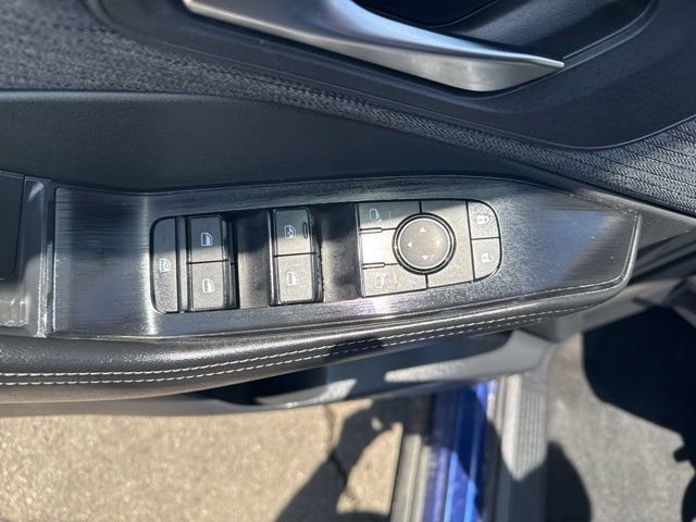 Used 2023 Nissan Rogue SV AWD/4WD image 8
