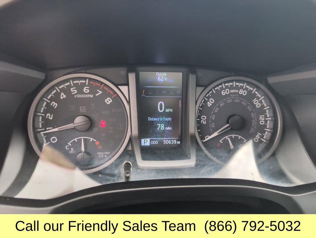 Certified 2022 Toyota Tacoma TRD Off-Road AWD/4WD image 19