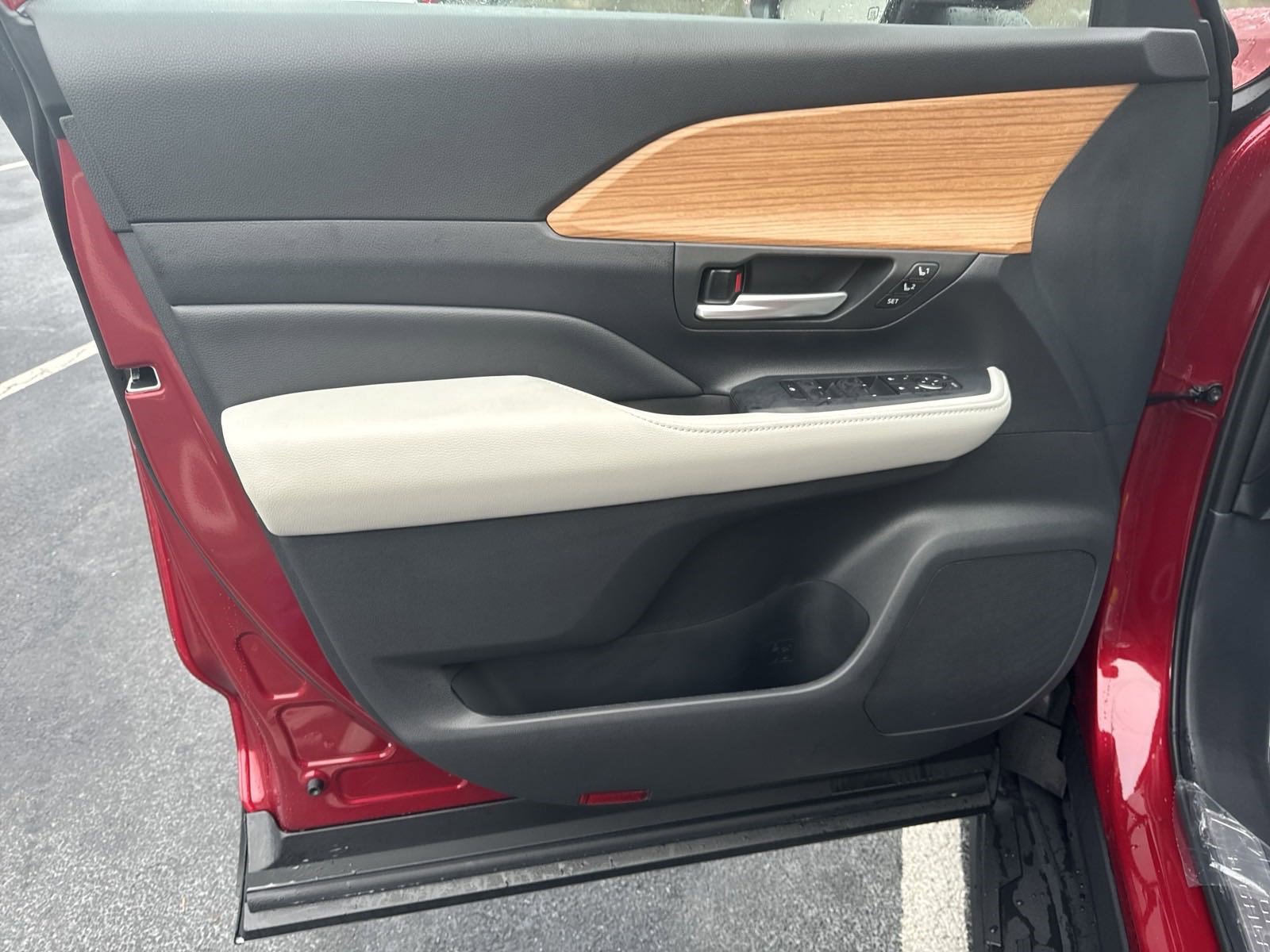 New 2024 Toyota Grand Highlander AWD image 23