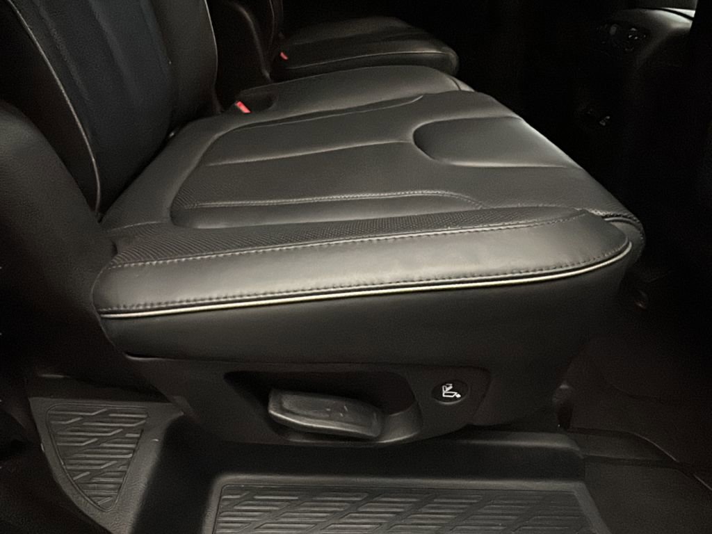 Used 2021 Hyundai Palisade Limited w/ Winter Package image 17