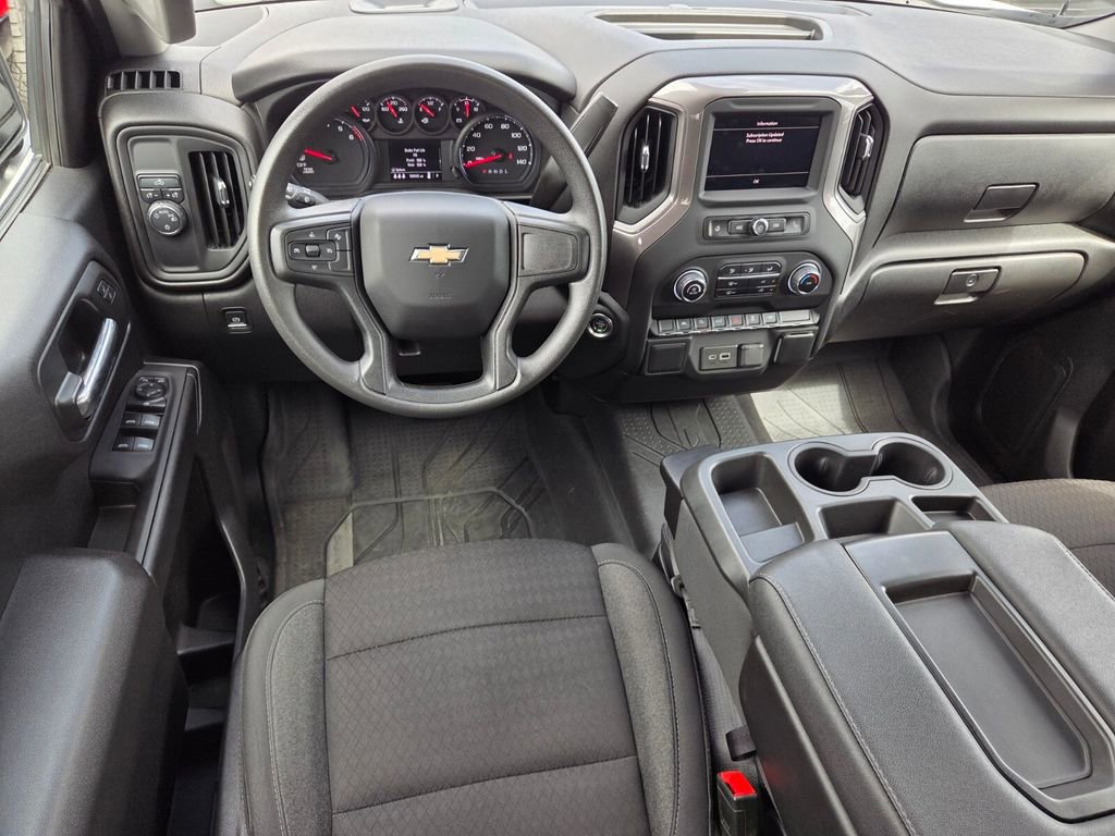 Used 2024 Chevrolet Silverado 1500 Custom RWD image 9