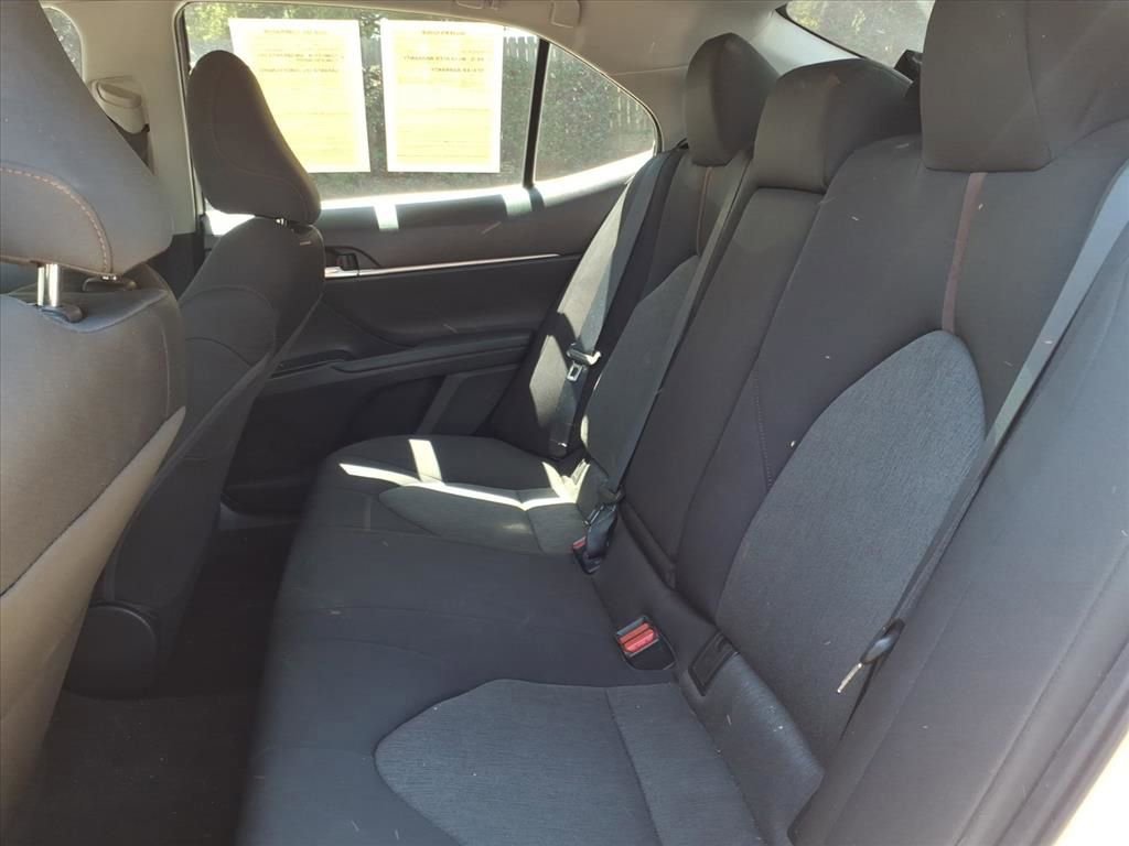 Used 2018 Toyota Camry LE FWD image 20