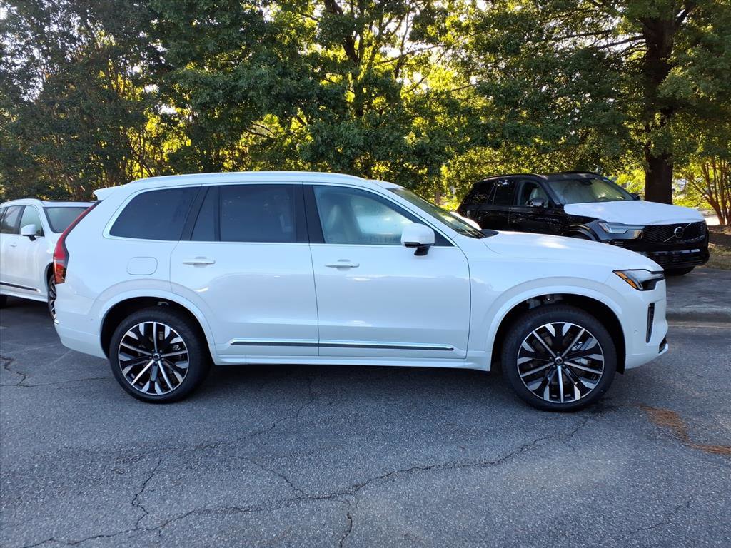 New 2026 Volvo XC90 B6 Ultra image 2