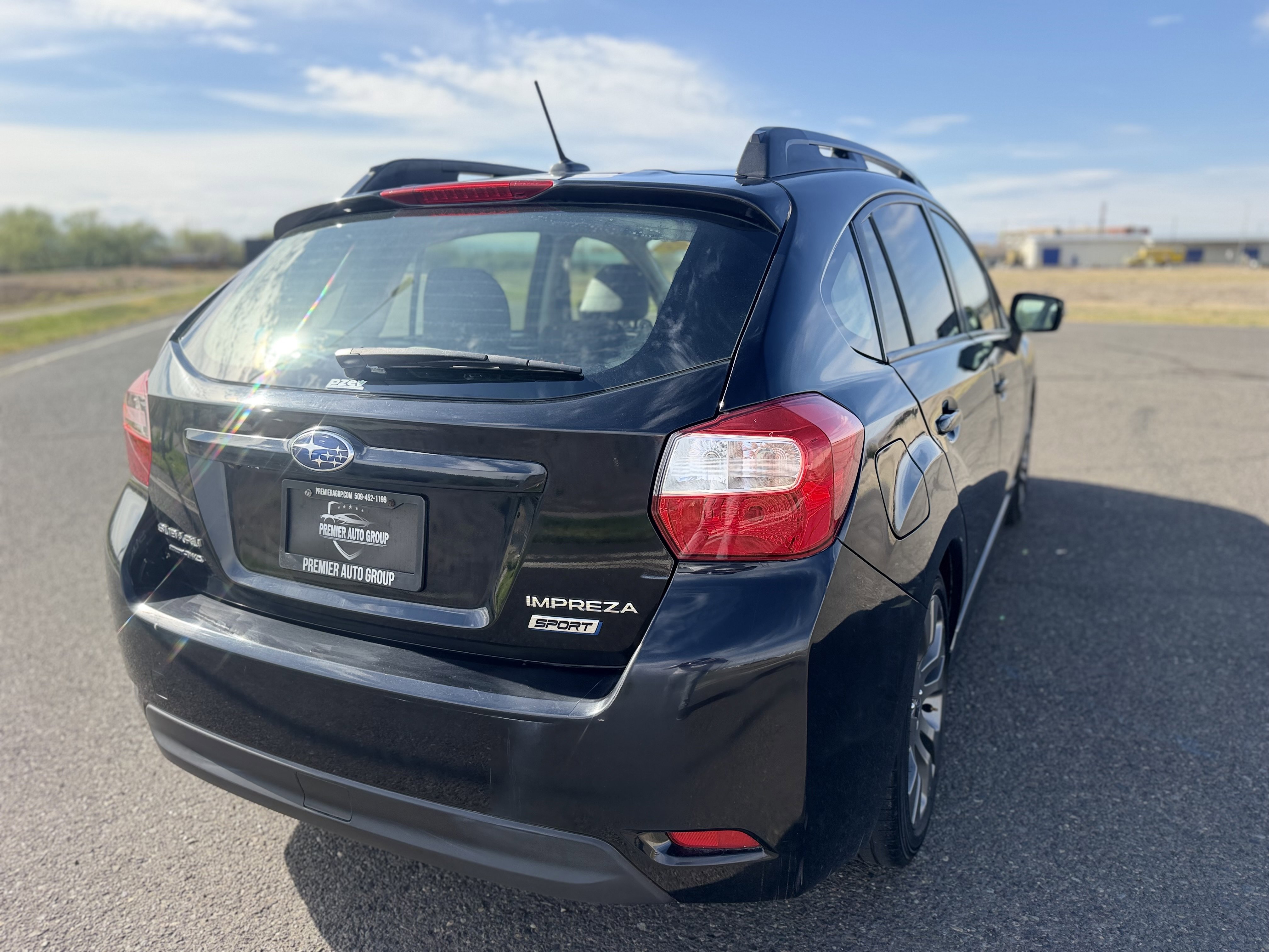 Used 2015 Subaru Impreza 2.0i Sport Limited AWD/4WD image 7