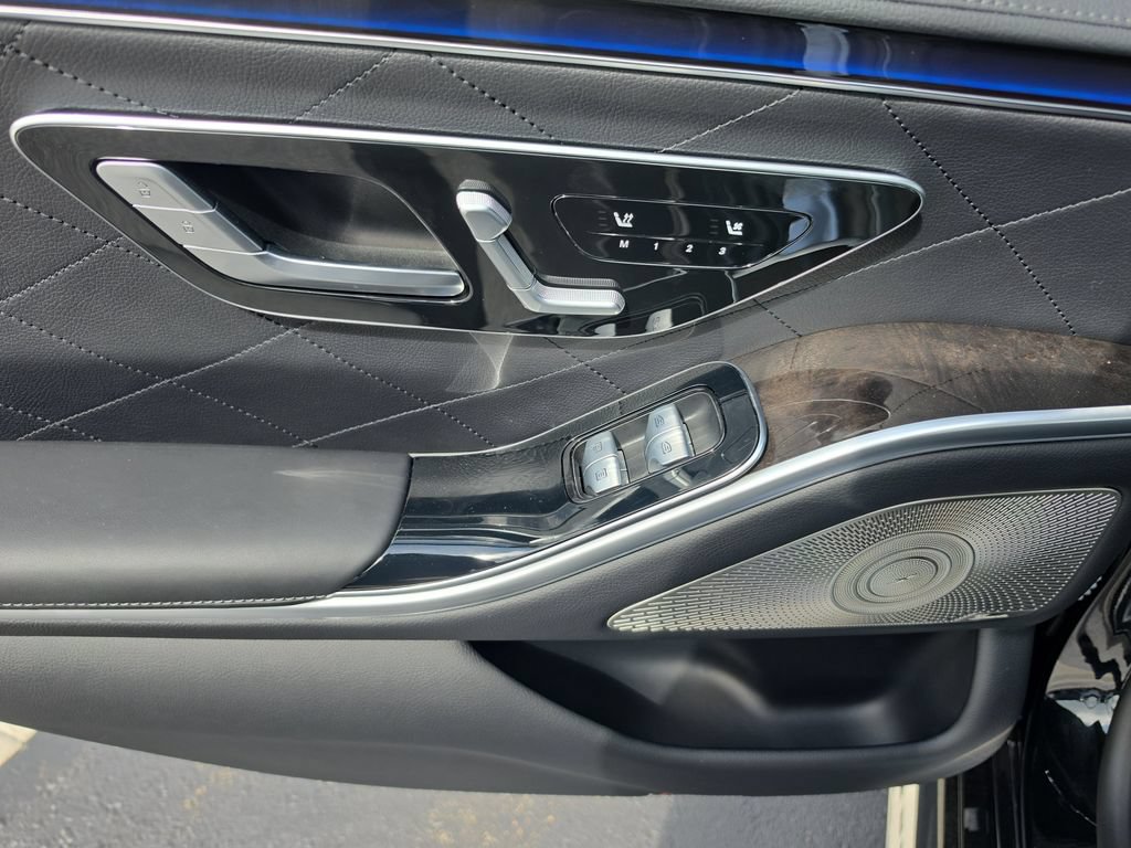 Used 2023 Mercedes-Benz S 580 4MATIC Sedan image 12