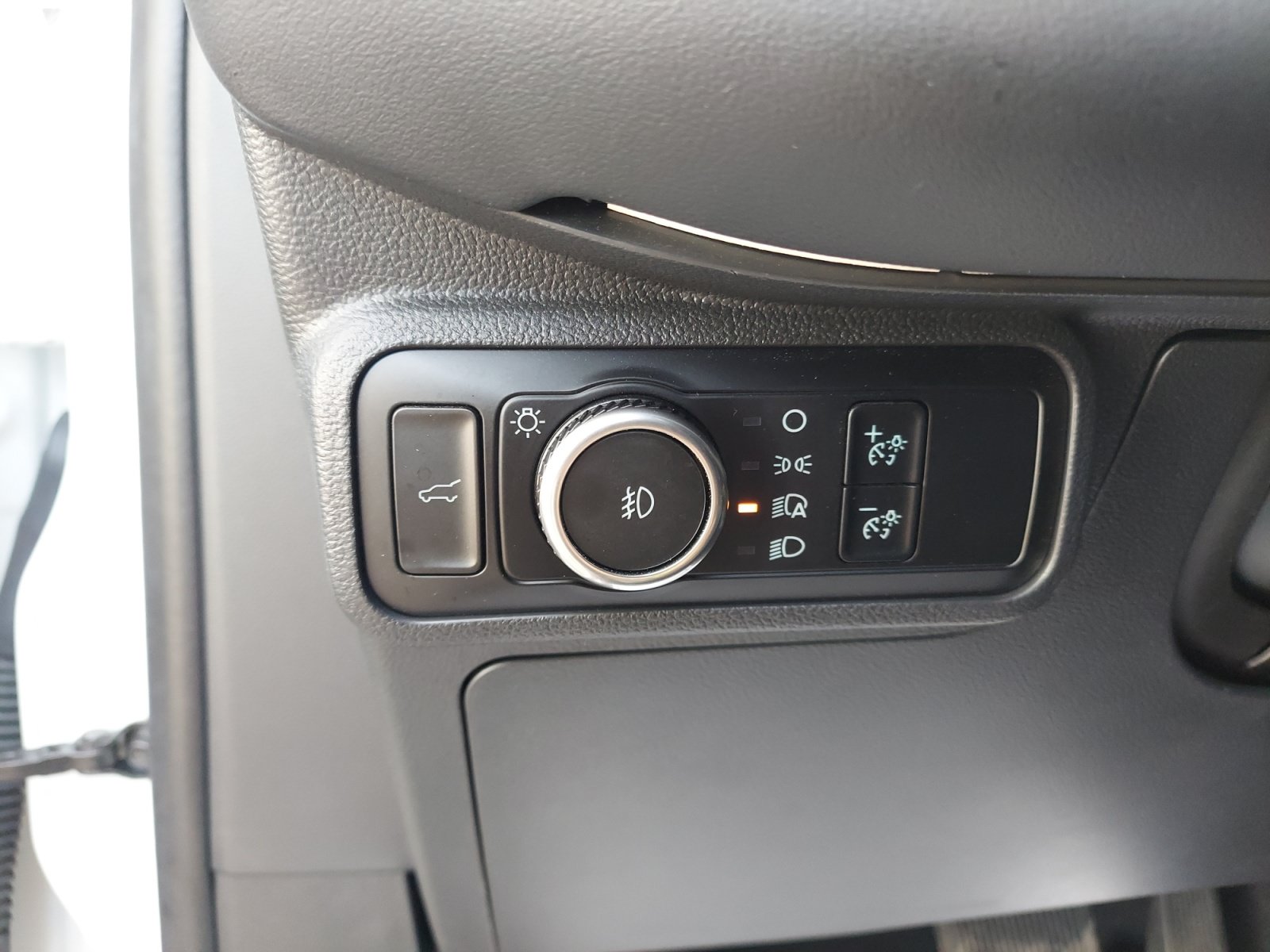Used 2025 Ford Explorer ST AWD/4WD image 29