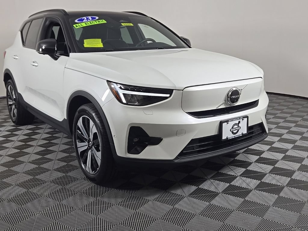 Certified 2023 Volvo XC40 Recharge Plus AWD/4WD image 2