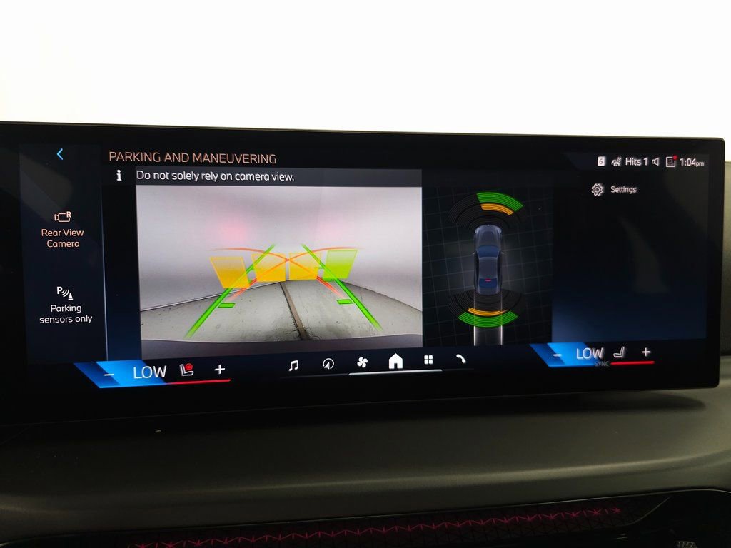 Used 2025 BMW 230i xDrive Coupe w/ Convenience Package image 22