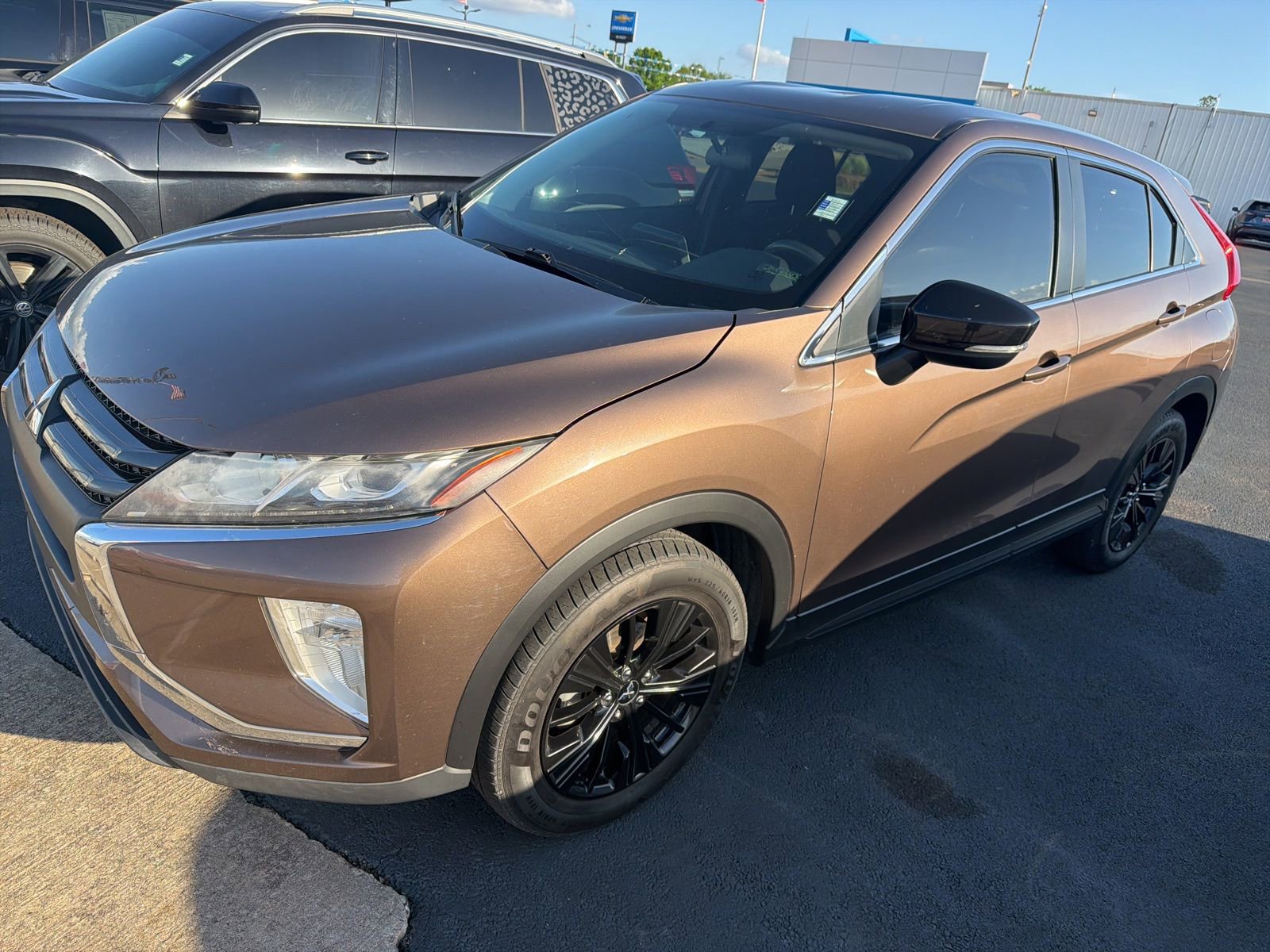 Used 2018 Mitsubishi Eclipse Cross LE image 2
