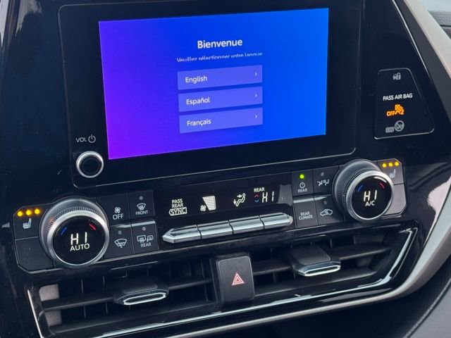 Used 2023 Toyota Highlander XLE image 23