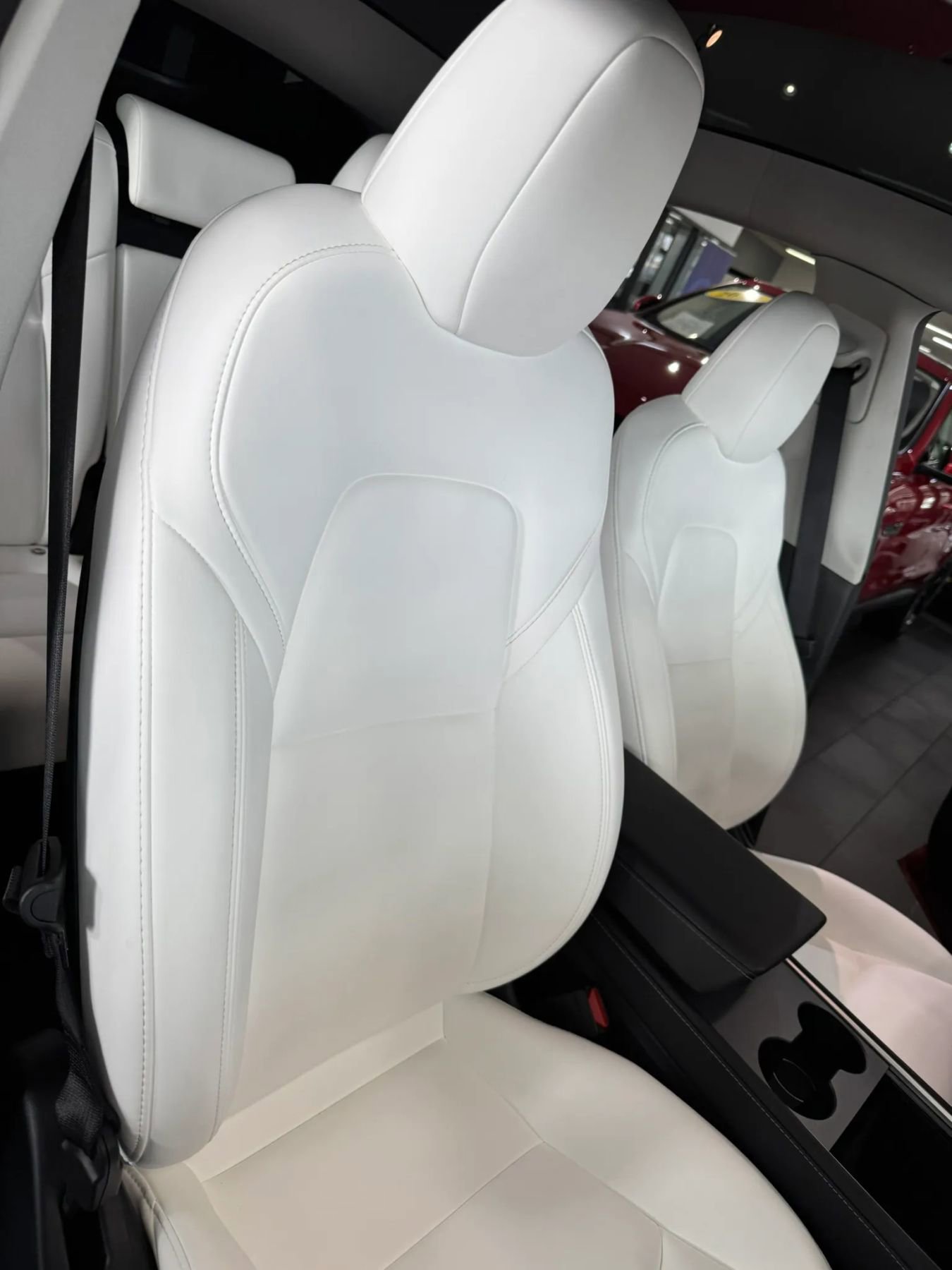 Used 2024 Tesla Model Y Long Range image 12