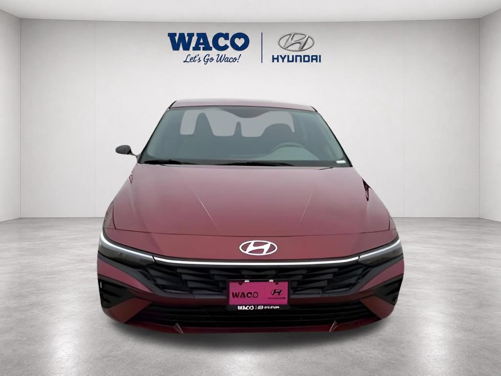 Used 2025 Hyundai Elantra Sport FWD image 16