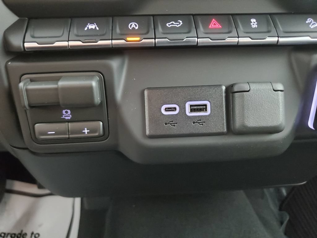New 2026 Chevrolet Silverado 1500 Custom Trail Boss w/ Turbomax Blackout Package AWD/4WD image 25