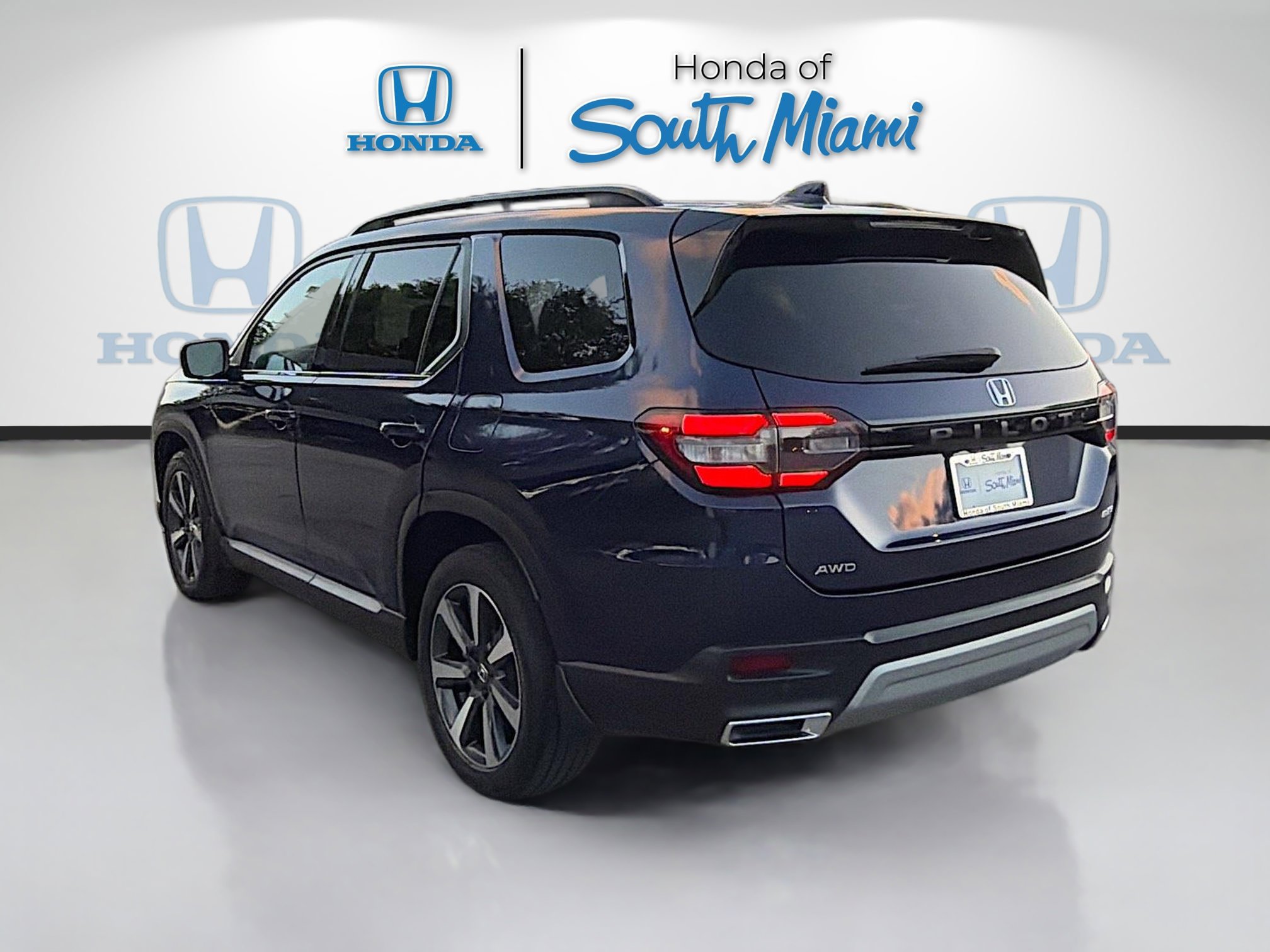 Certified 2023 Honda Pilot Elite image 5