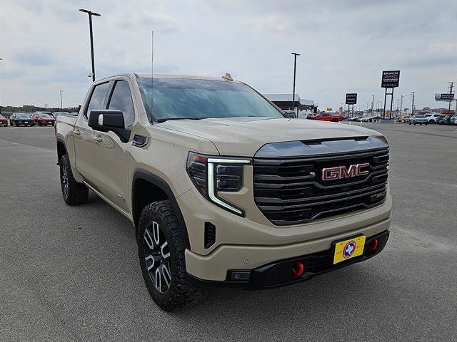 Used 2023 GMC Sierra 1500 AT4 w/ AT4 Premium Package image 7