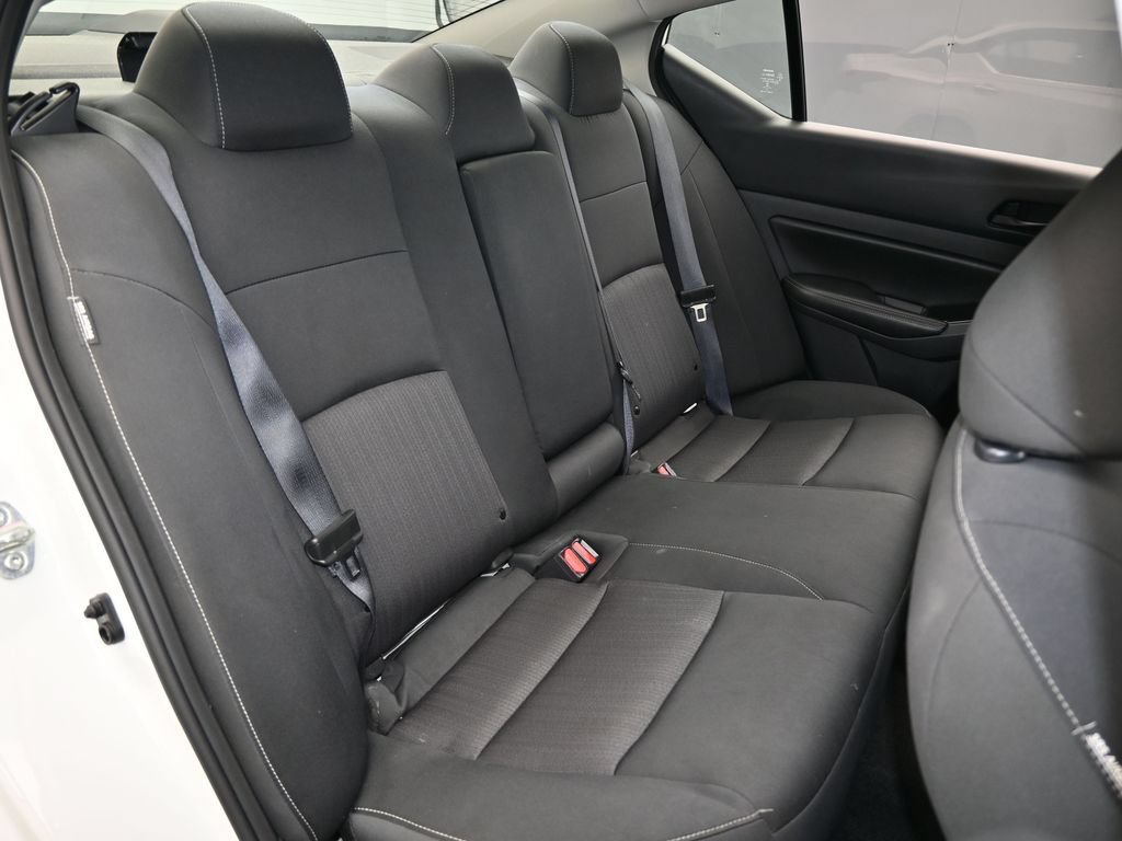 Used 2023 Nissan Altima 2.5 SV FWD image 44