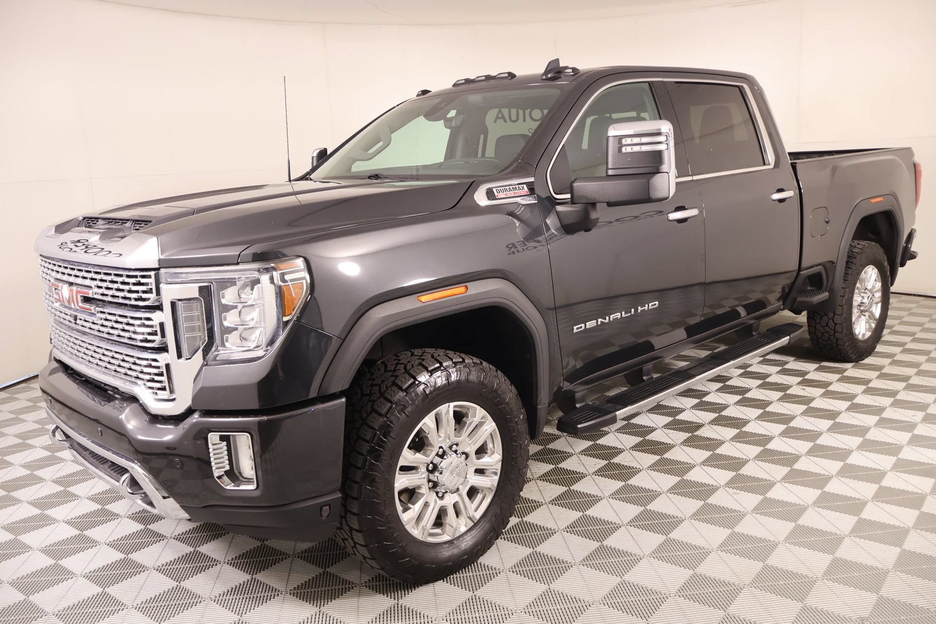 Used 2020 GMC Sierra 2500 Denali w/ Technology Package AWD/4WD image 10