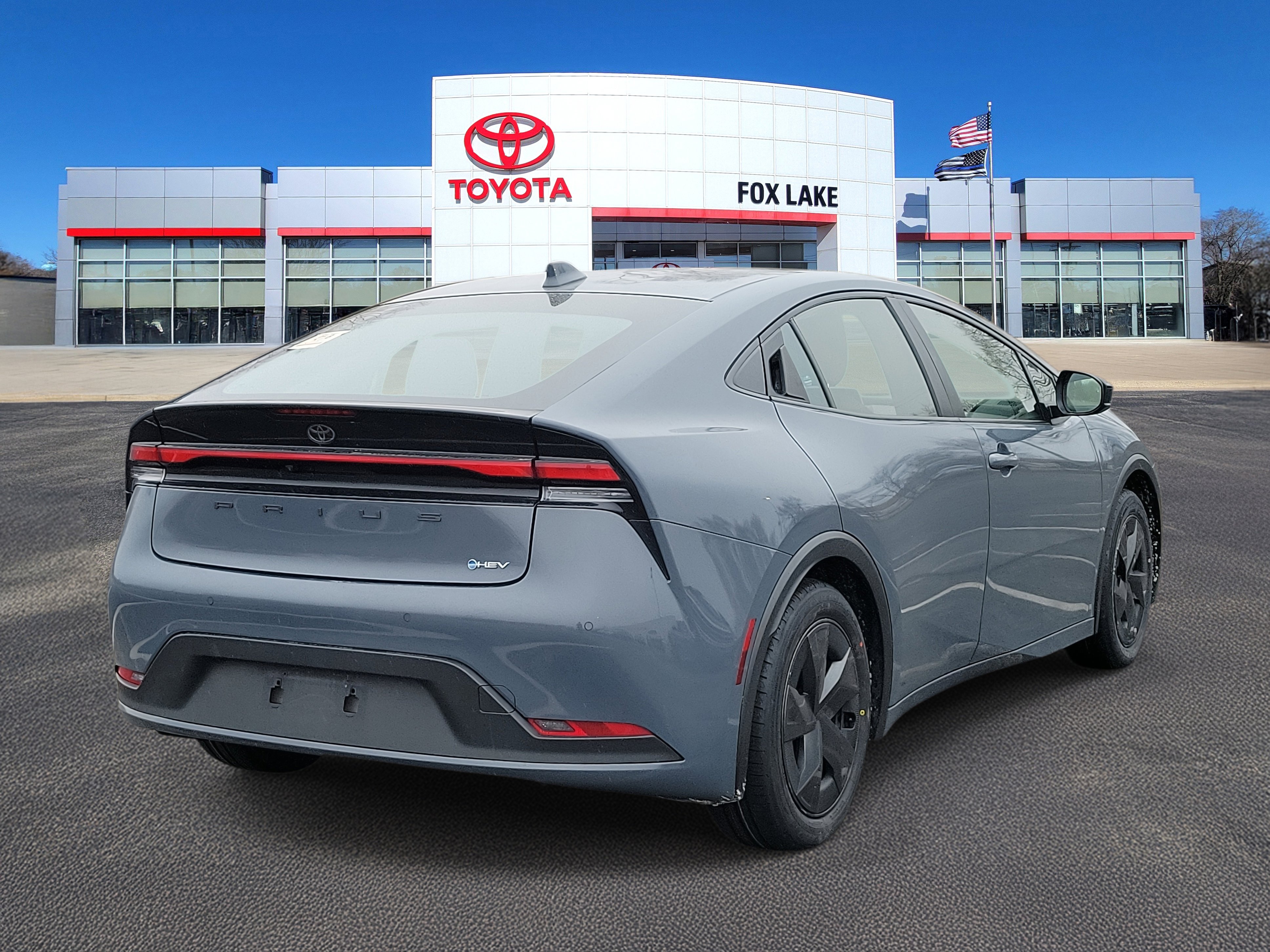 Used 2024 Toyota Prius LE image 4