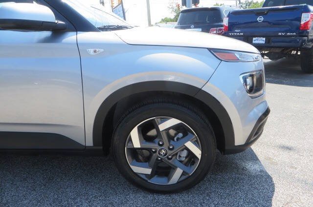 Used 2026 Hyundai Venue SEL FWD image 47