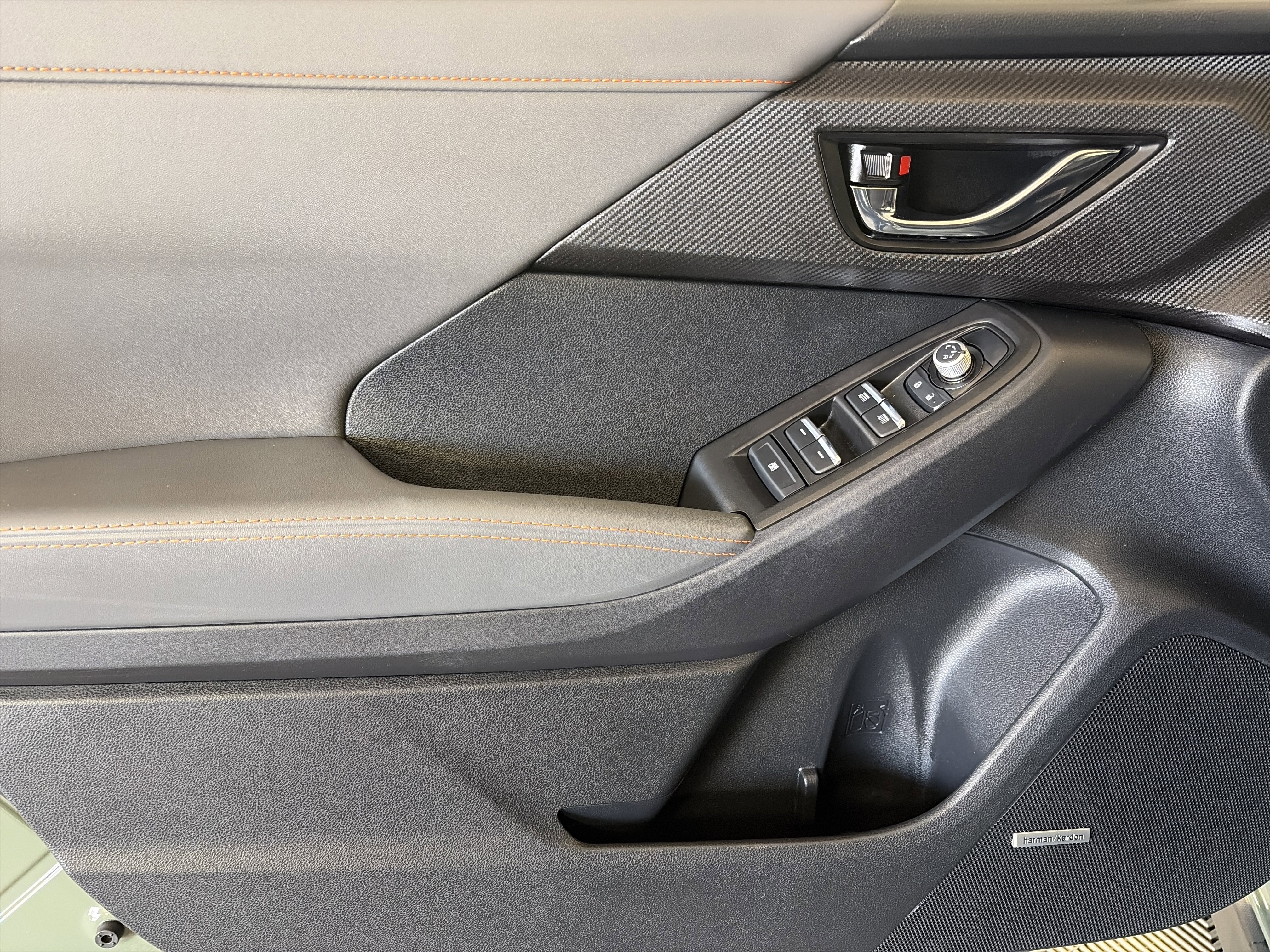 Used 2025 Subaru Crosstrek 2.5i Limited w/ Popular Package #3A image 12