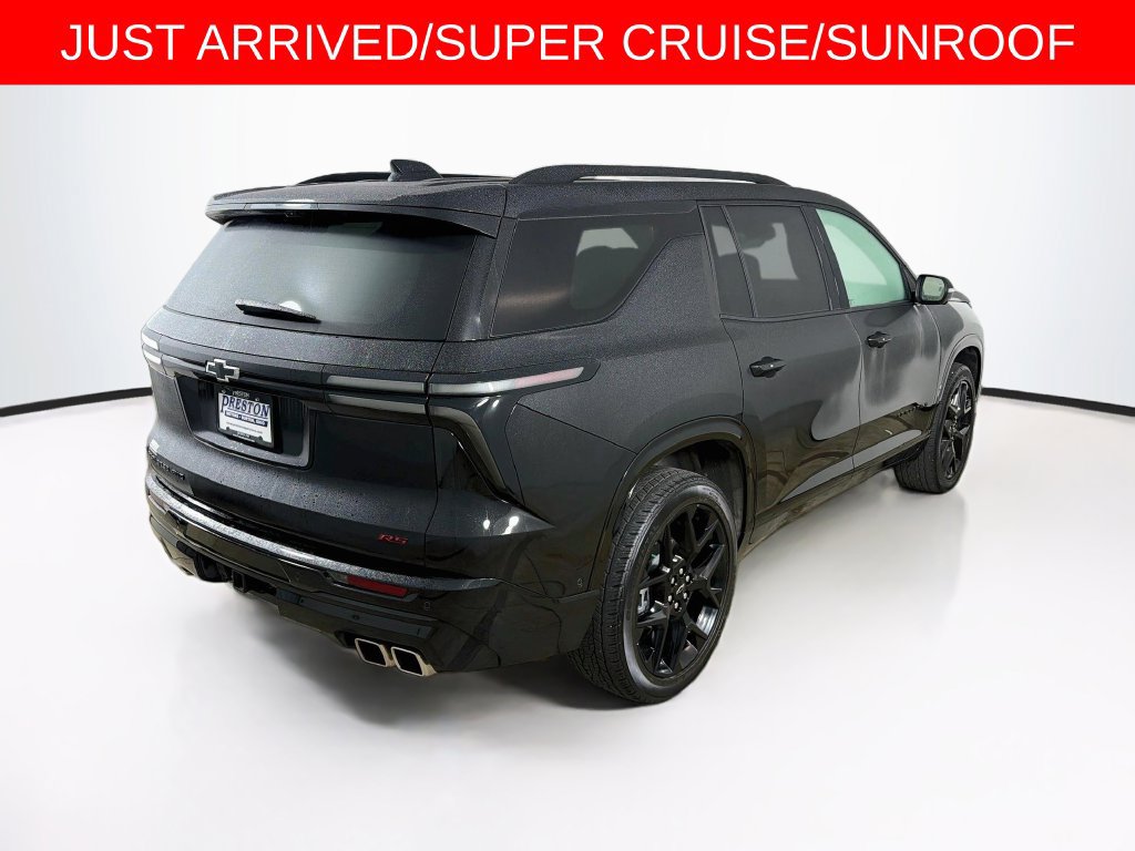 Used 2025 Chevrolet Traverse RS w/ LPO, Floor Liner Package AWD/4WD image 5