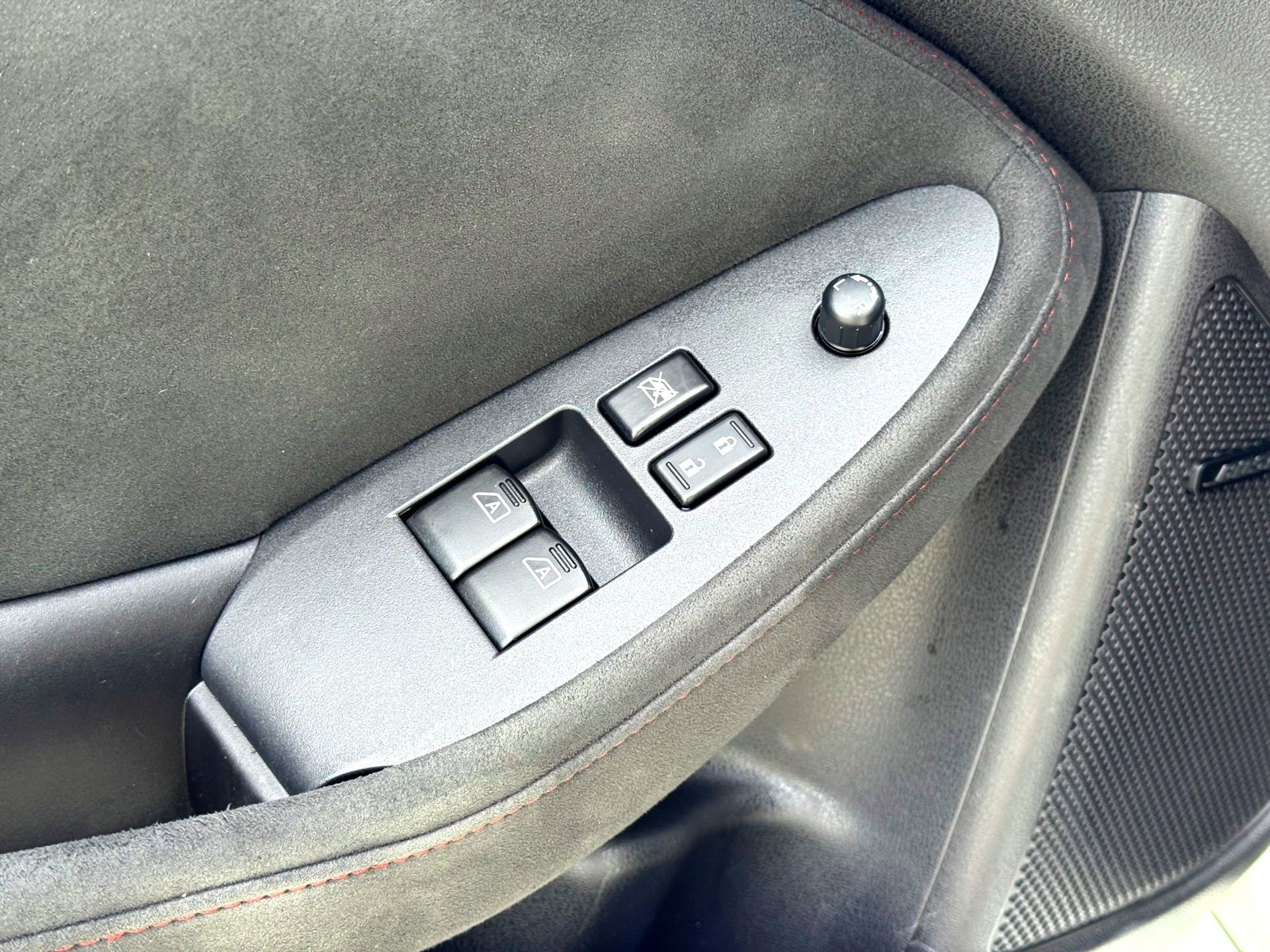 Used 2017 Nissan 370Z NISMO image 20