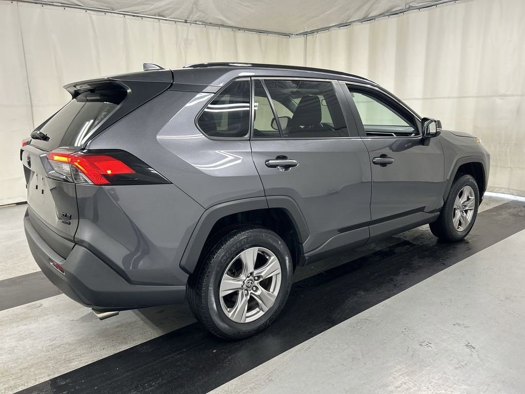 Used 2023 Toyota RAV4 XLE w/ Convenience Package image 2